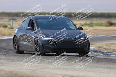 media/Sep-20-2025-Extreme Speed (Sat) [[1fcc23683c]]/Orange (Mid Intermediate)/Session 2 (Sunrise)/